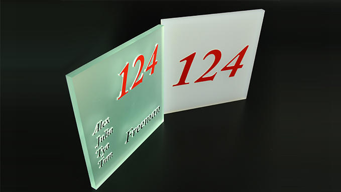 Top-of-the-range indoor signage in frosted acrylic