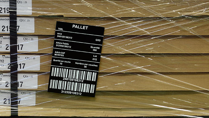 Traceability label with barcodes in Stickalase™