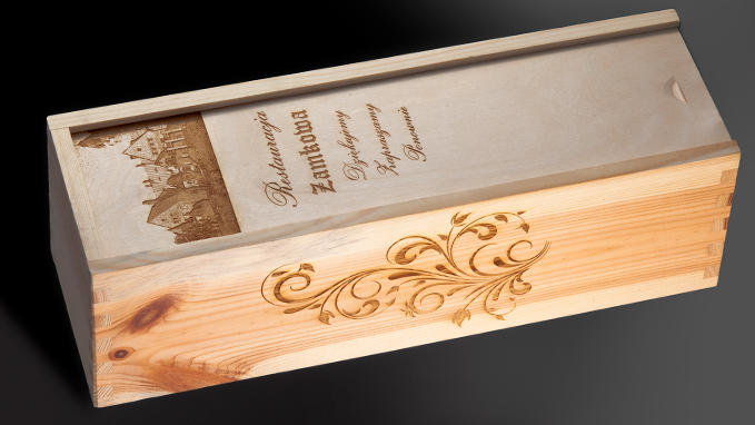 Personalisation on wooden packaging with laser