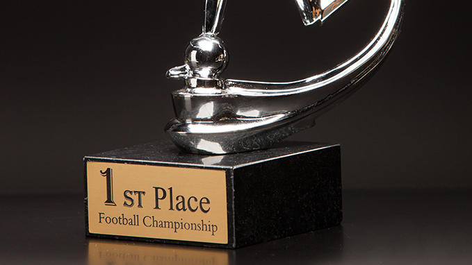 Engraving of labels for trophies