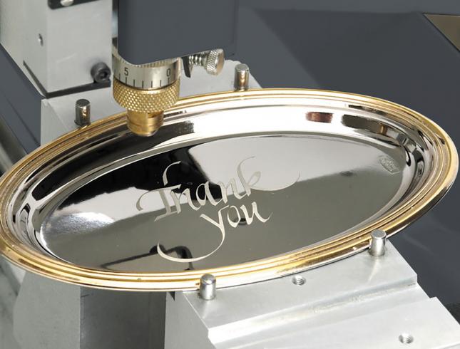 Engraving of safety plates with the M40 machine