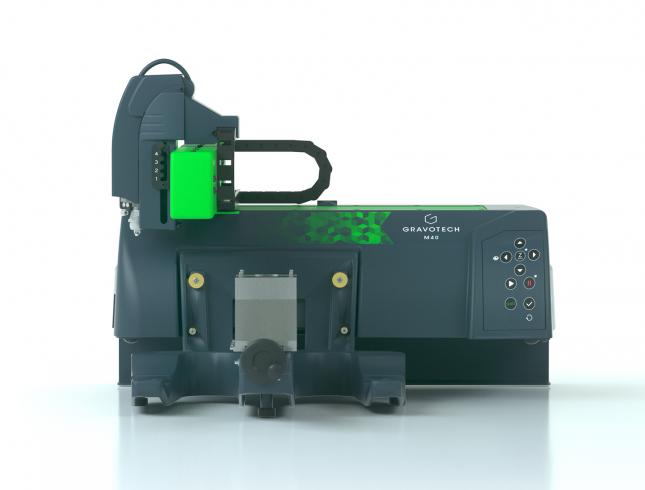 M40 versatile engraving machine