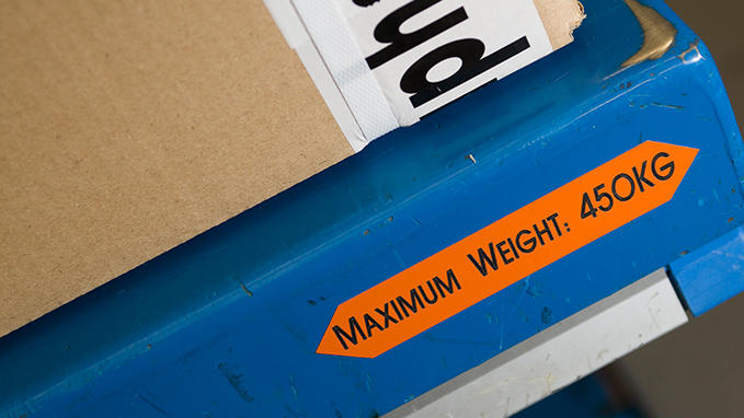 Safety signage: information on limits of use