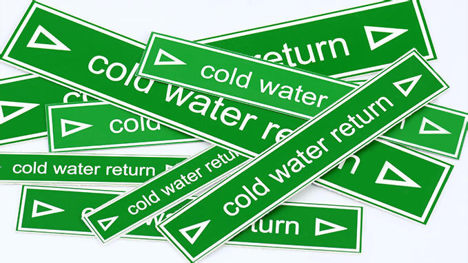 Fluid flow direction label in Gravofoil™