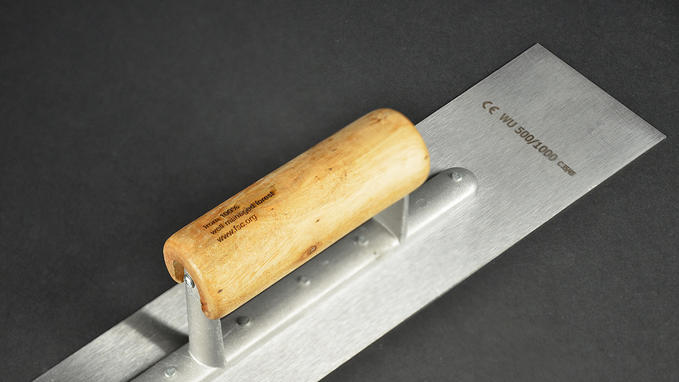 Laser engraving on wood and metal with the LS900 Edge