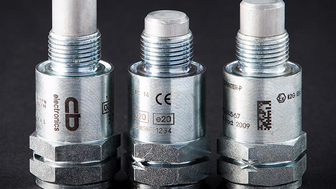 Contrast marking on metal parts for industry