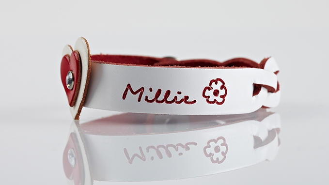 Personalisation of bracelets with the Dedicace® solution
