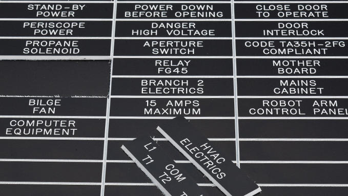 Engraving and cutting of label dies