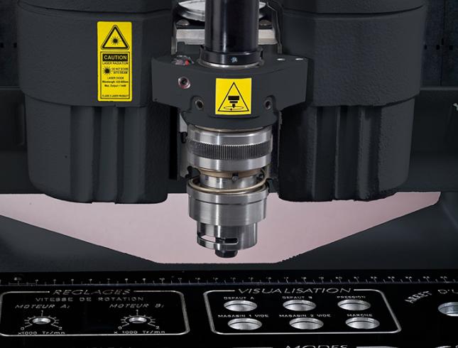 Engraving of label dies with the IS400 machine