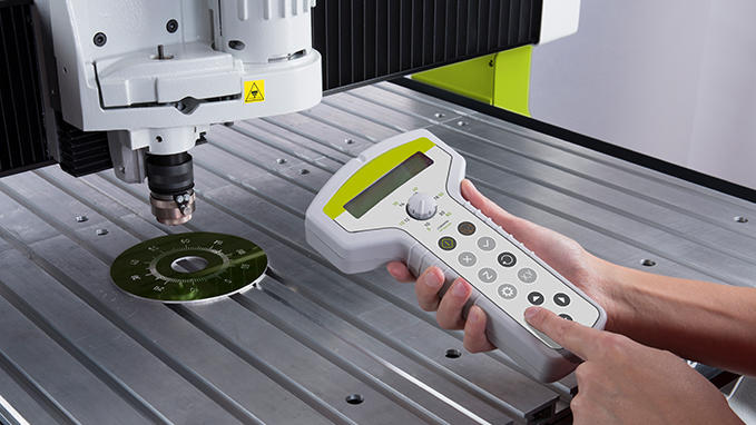 Remote control of ISx000 series engraving machines