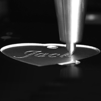 Engraving, customisation of jewellery