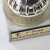 Plaque Metallex collée sur socle en marbre de trophée