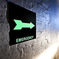 Signalétique pouvant être lue dans la pénombre